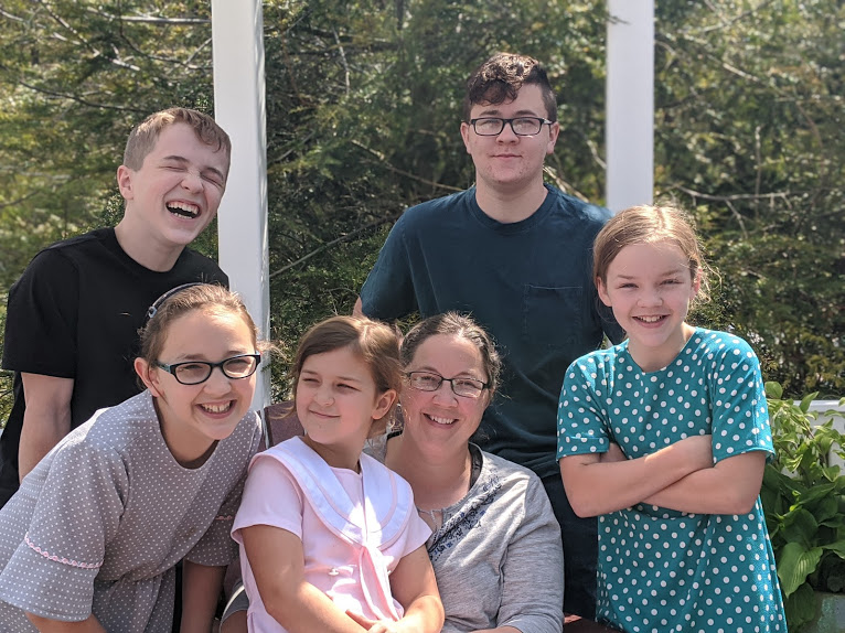 00100lrPORTRAIT_00100_BURST20200510111654677_COVER